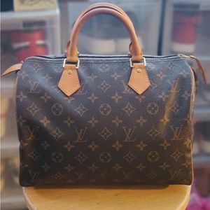 Louis Vuitton Speedy 30